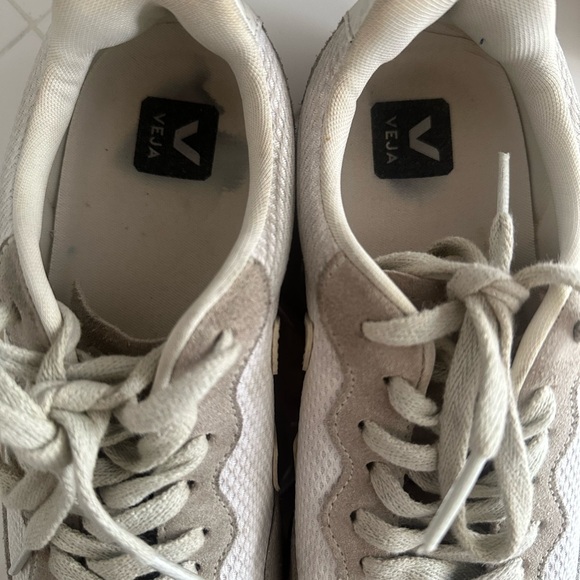 Veja Women's Sneakers - White and Beige - Picture 6 of 10